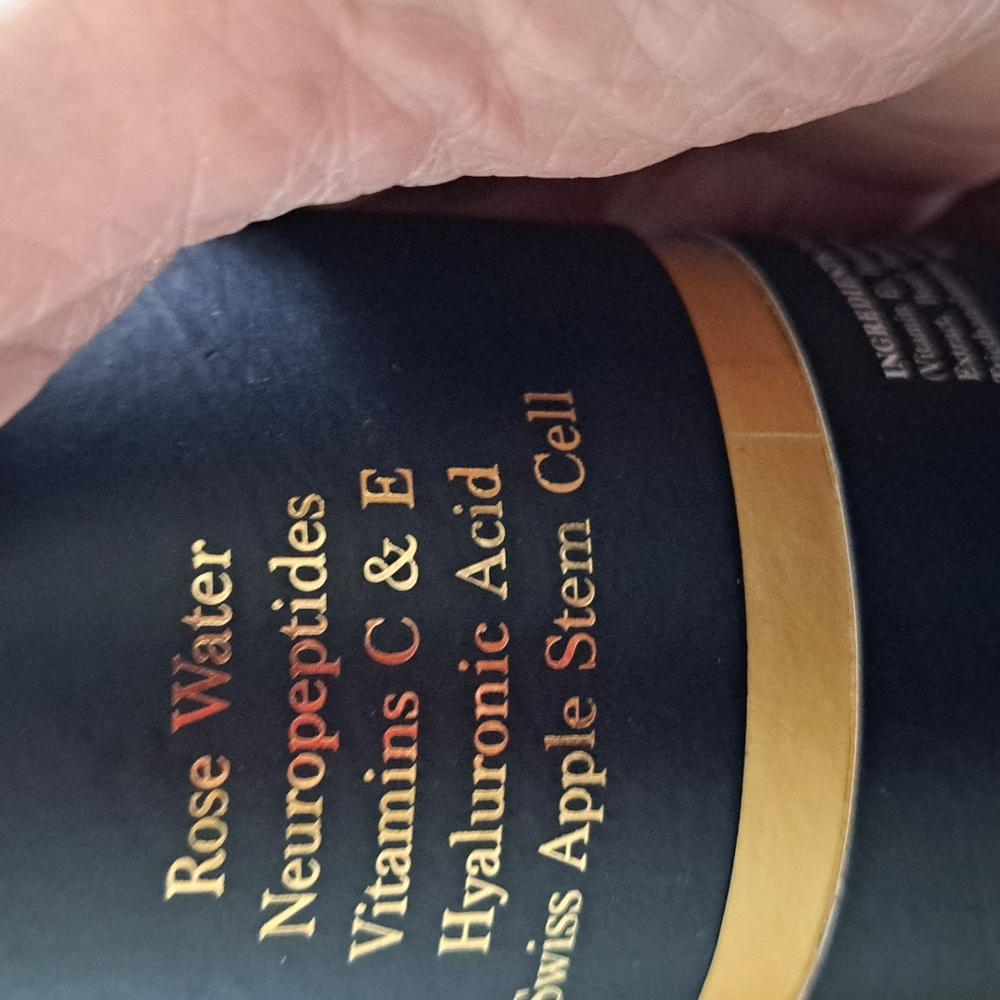 De Soap Boutique Intense Eye Serum - Black and Gold - Picture 2 of 3